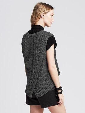 Banana Republic Open Back Knit Sweater Vest Gray XS
